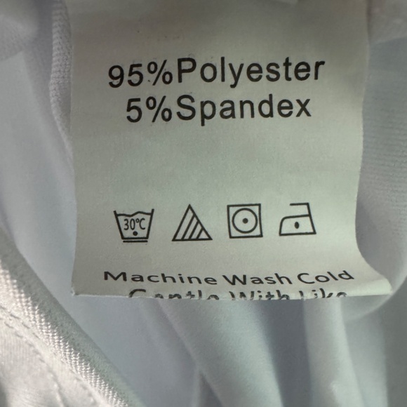 Women’s Size Small Solid White Asymmetrical Ruffle Cropped Stretch Casual Top - Picture 6 of 7